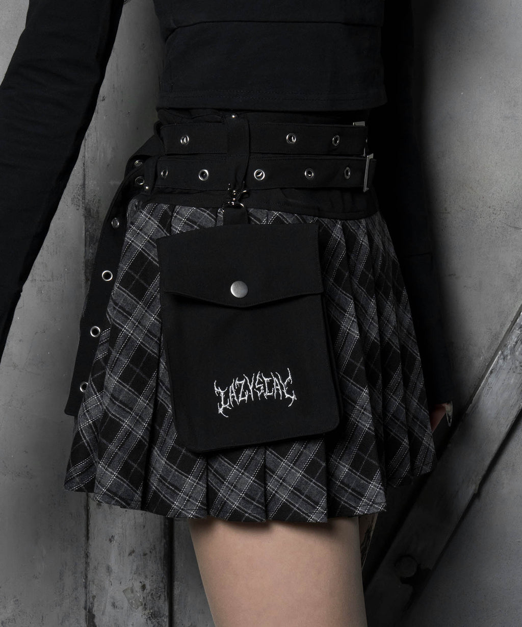 チェーンプリーツスカート