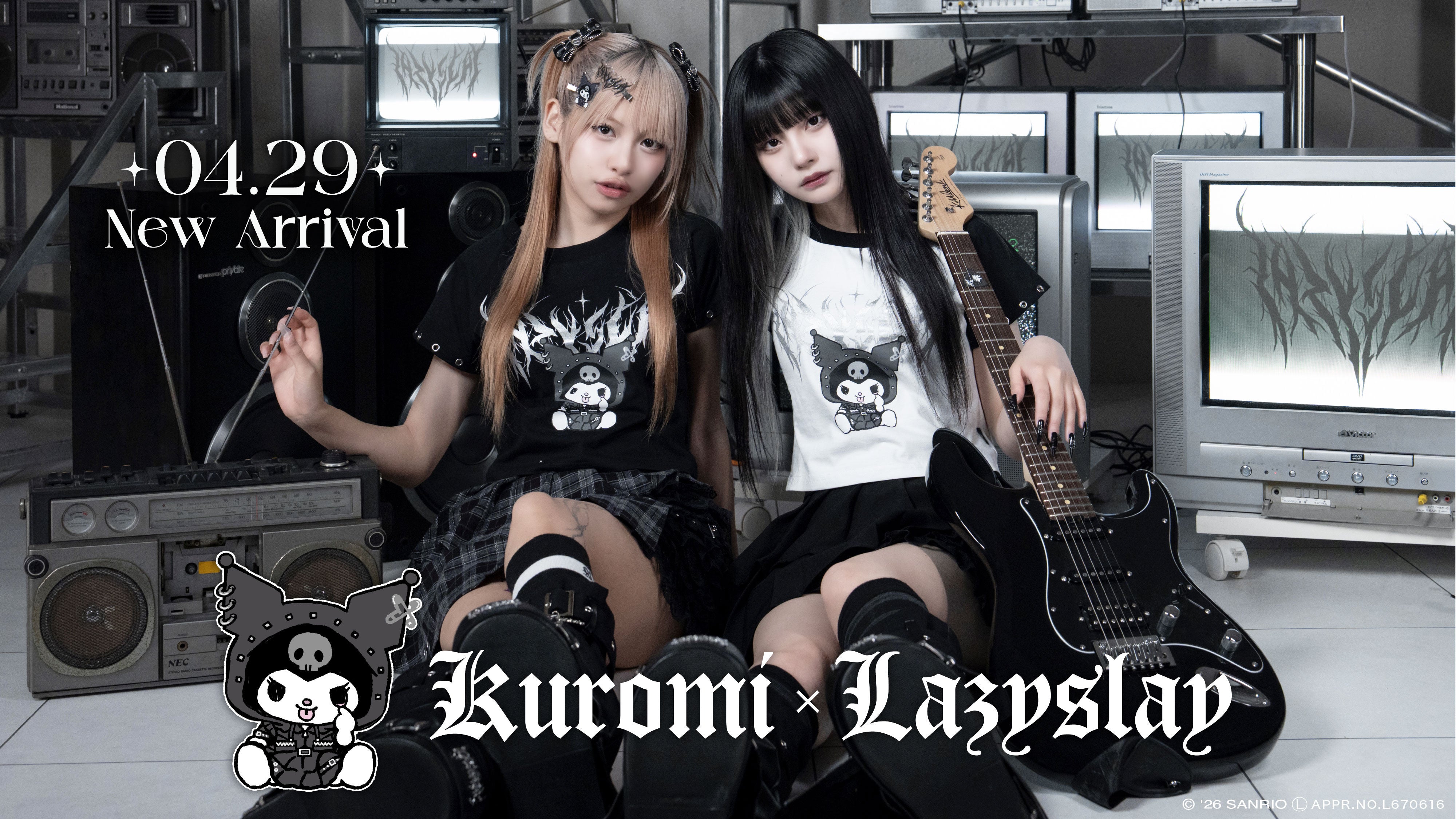 LAZYSLAY パフスリーブダメージニット(黒 LAZYSLAY ニット セーター メタルロゴダメージニット レディース