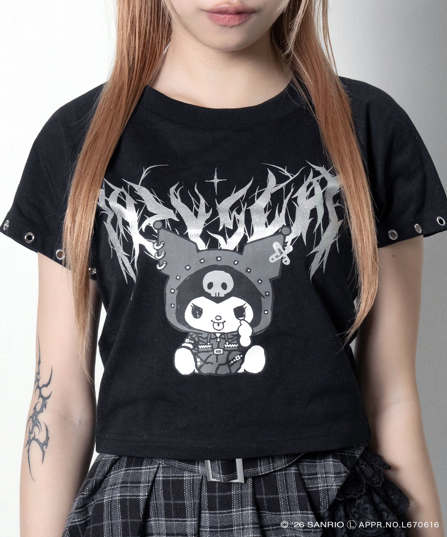 クロミ×LAZYSLAYクロップドTシャツ